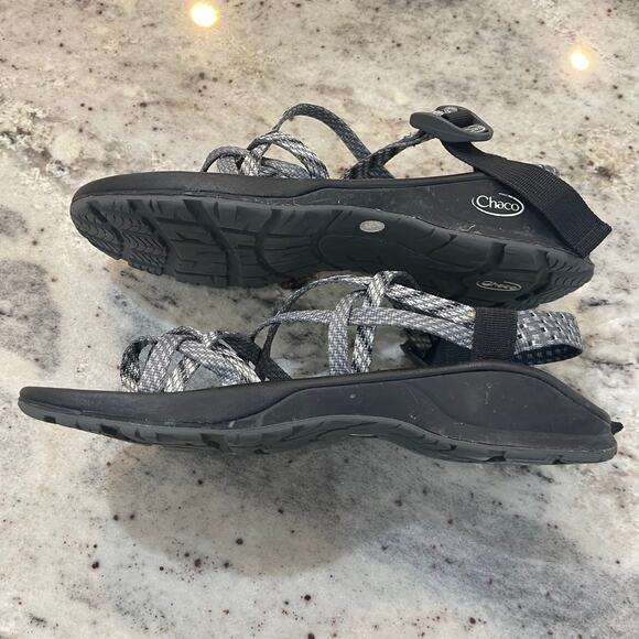 Chaco Woman’s Sandals 9 - Picture 3 of 5